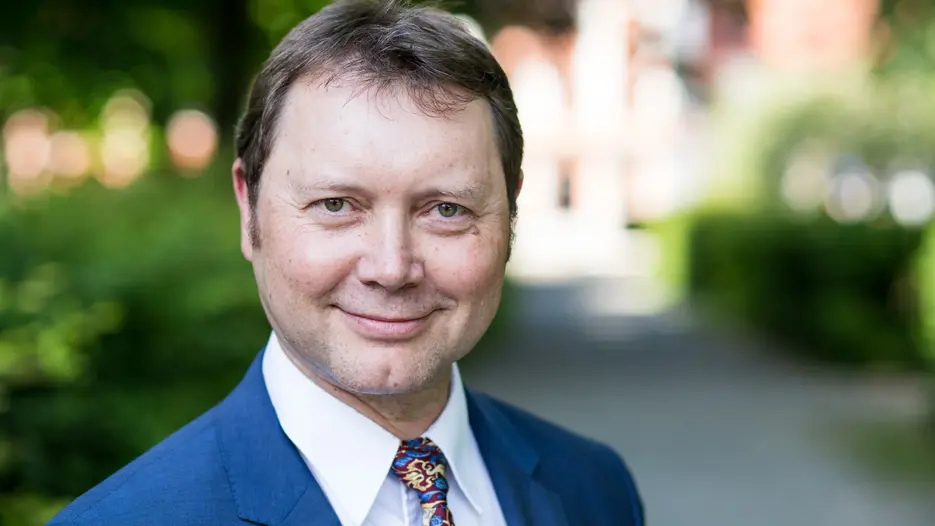 Riedenauer übernimmt Lehrstuhl für Philosophische Grundfragen der Theologie