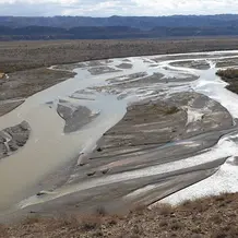 Up to now, the floodplain ecosystems along the Kyrgyz Naryn river are largely in a natural condition. However, their long-term preservation is now at stake. (Photo: Betz/upd)